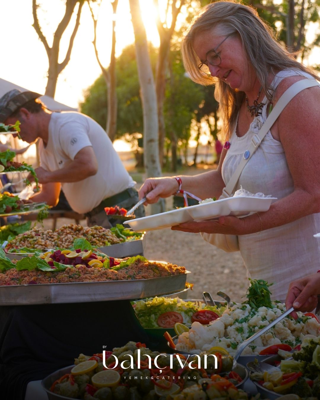 Bahçıvan catering servisinden paylaşım anı